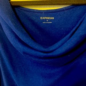 Sleeveless business casual shirt from Express.  It’s a small, but still fits